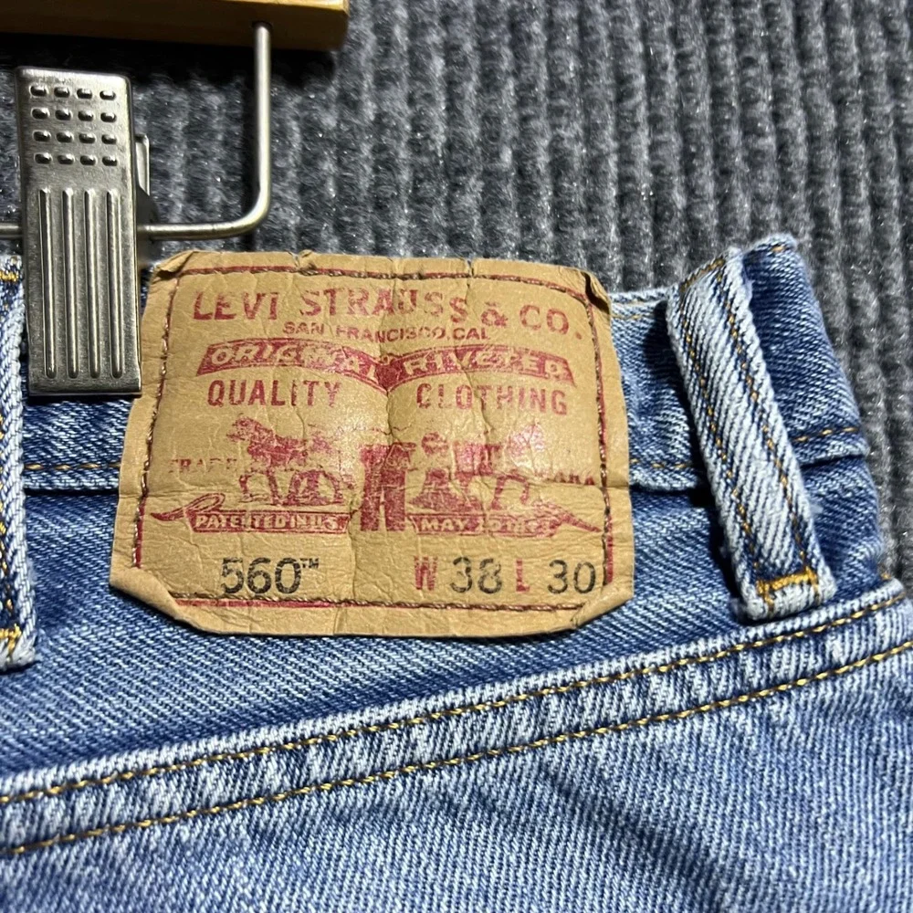Levis 560 Comfort Fit Jeans Mens 38x30 Blue Baggy Relaxed Tapered Light Wash